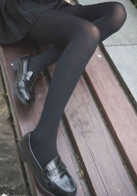 色诱销魂裸体大乳翘臀美女_蓝光手机在线观看