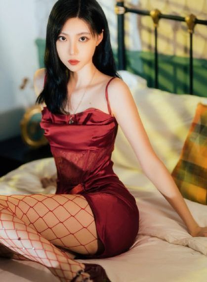 被游泳教练在水里要了_高清超清免费观看