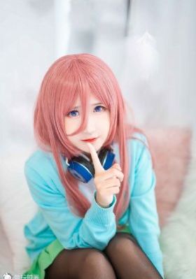 日日人妻噜噜噜网_高清免费在线播放