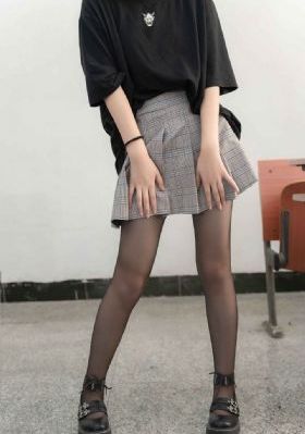 厨房娇妻被朋友胯下挺进视频_BD在线播放