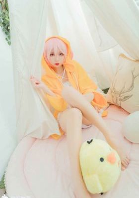 迈开腿吃草莓正确方法_720超清在线观看