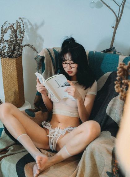 草莓无码激情A片在线观看_HD超清免费观看