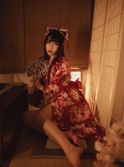 王乙从后面进白洁的身体_蓝光韩国电影在线观看