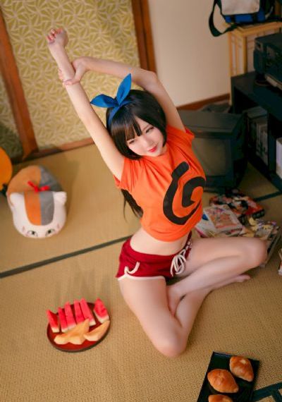 老卫抱着淑蓉第十集_电影无删减版